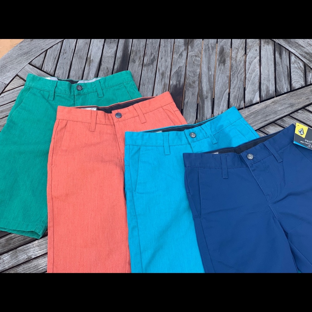 Volcom boys shorts